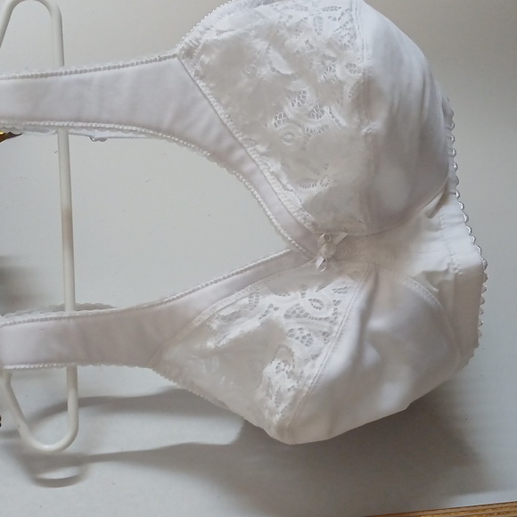Glamorise 36DD SOFT SHOULDERS Bra (MINIMIZER) Wireless WIDE-STRAPS White NEW - Picture 1 of 10